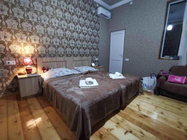 Elco Hotel Zugdidi Buitenkant foto