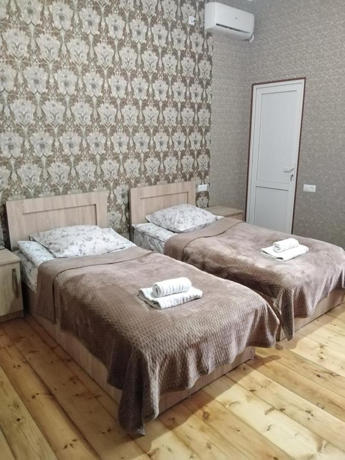 Elco Hotel Zugdidi Buitenkant foto